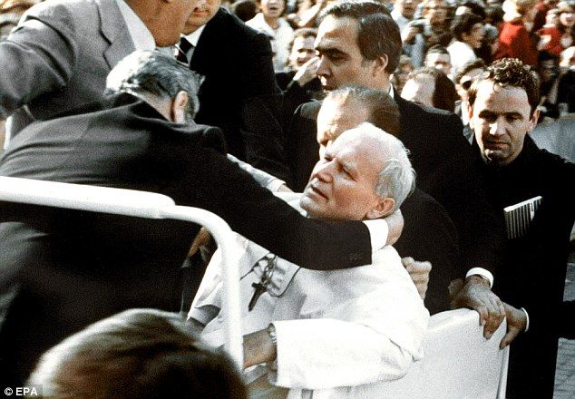 Những sự thật ít biết về vụ ám sát Đức Giáo hoàng Gioan Phaolô II