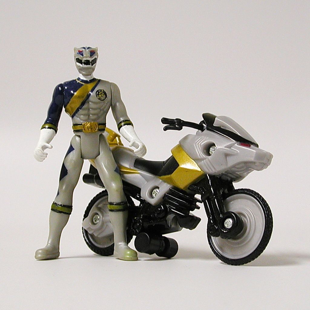 falcon zord wild force