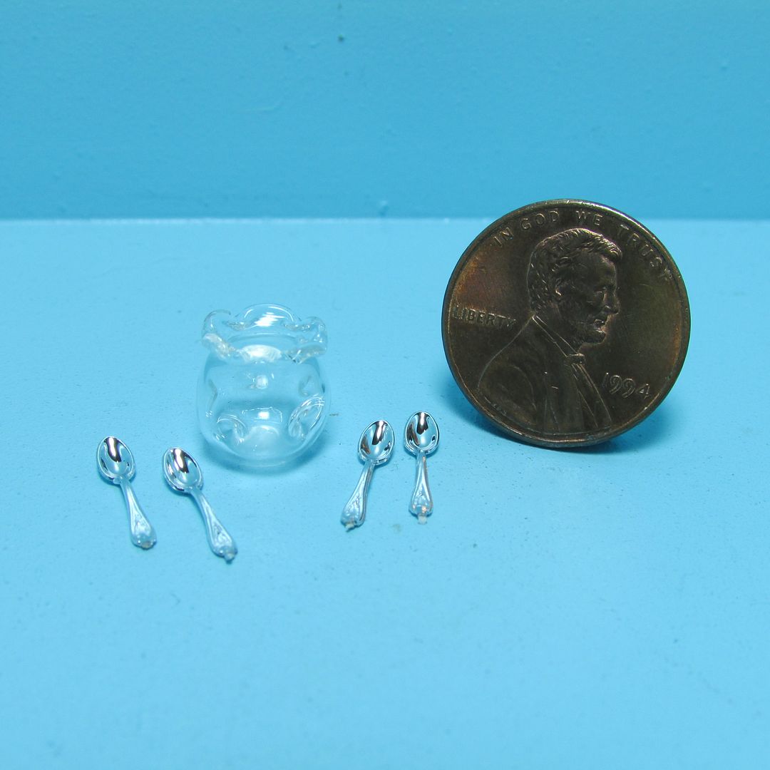 Dollhouse Miniature Cassidy Creations #CC5015 Cradle Kit 1:24