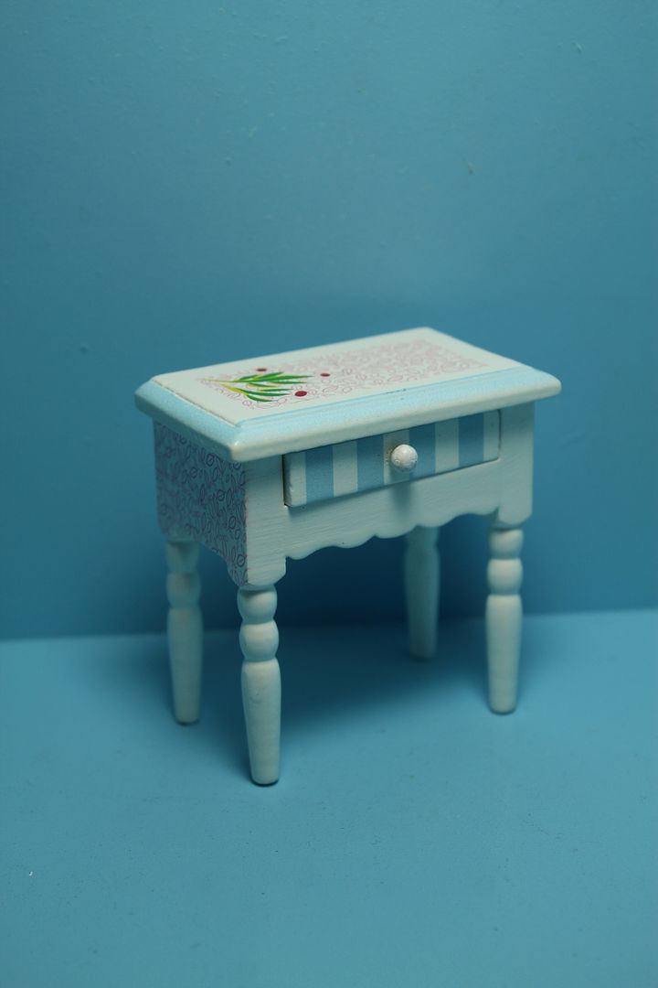Dollhouse Miniature Small Wood Kitchen Butcher Block Island Table K1506