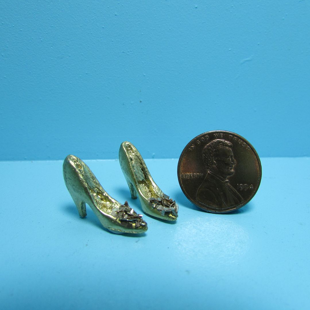 Dollhouse Miniature Fancy Gold Wall Hook//Plant Hanger #JLM198