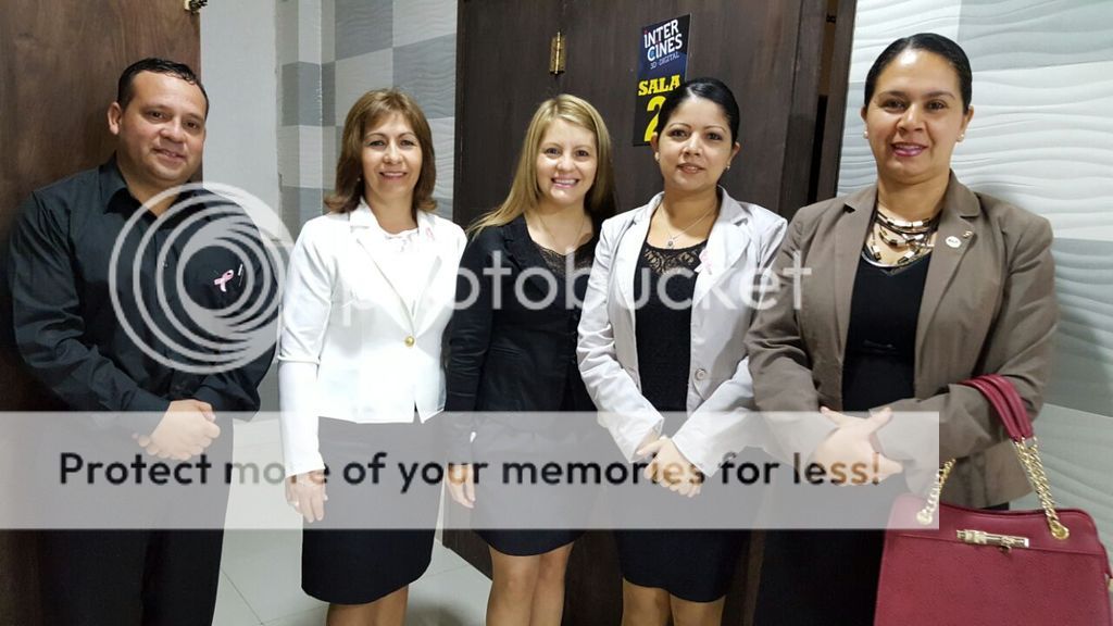 Representantes de la Cooperativa Universitaria: Wilson Rojas, Marta Osorio, Catalina Chamorro, Liz Garcete, Ana Chena.
