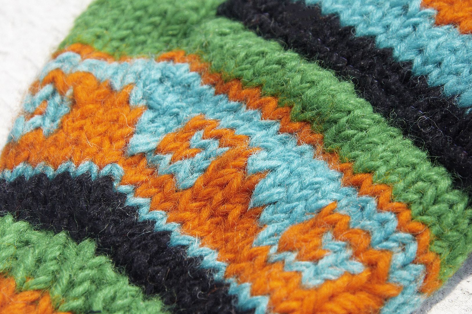 Christmas gift creative gift limited one hand-woven pure wool knitted gloves / detachable gloves / inner bristle gloves / warm gloves (made in nepal)-South American magical green forest ethnic totem - Gloves & Mittens - Wool Multicolor