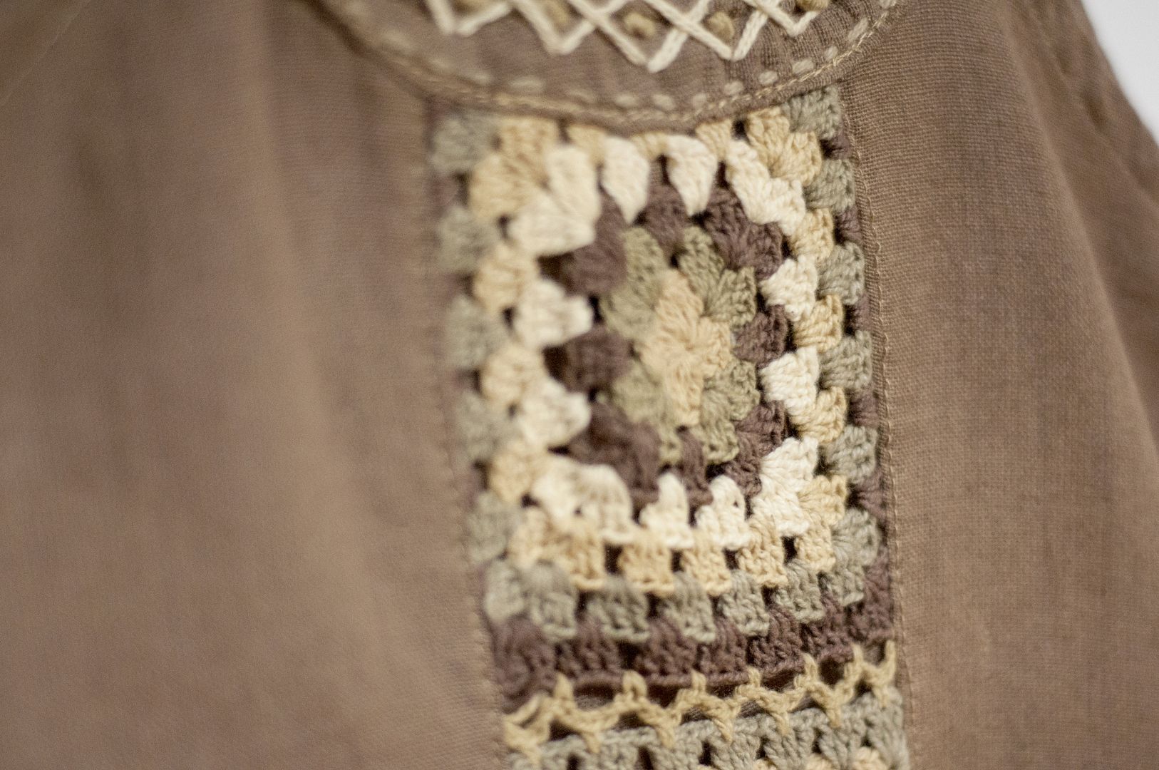 夏のかぎ針編みの綿と麻のドレス/エスニック風のドレス/フラワードレス/手刺繍のドレス - かぎ針編みのドレス - ワンピース - コットン・麻 ブラウン
