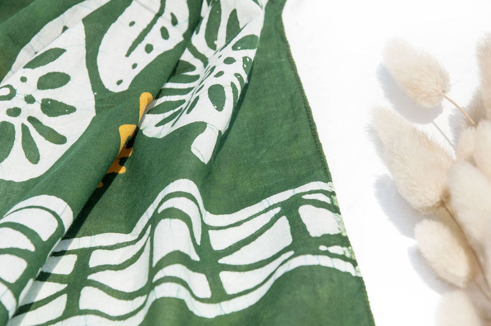 Plant dyed silk scarf/batik tie-dye silk scarf/vegetable dyed scarf/hand tie dyed pure cotton silk scarf-green flowers - Knit Scarves & Wraps - Cotton & Hemp Green