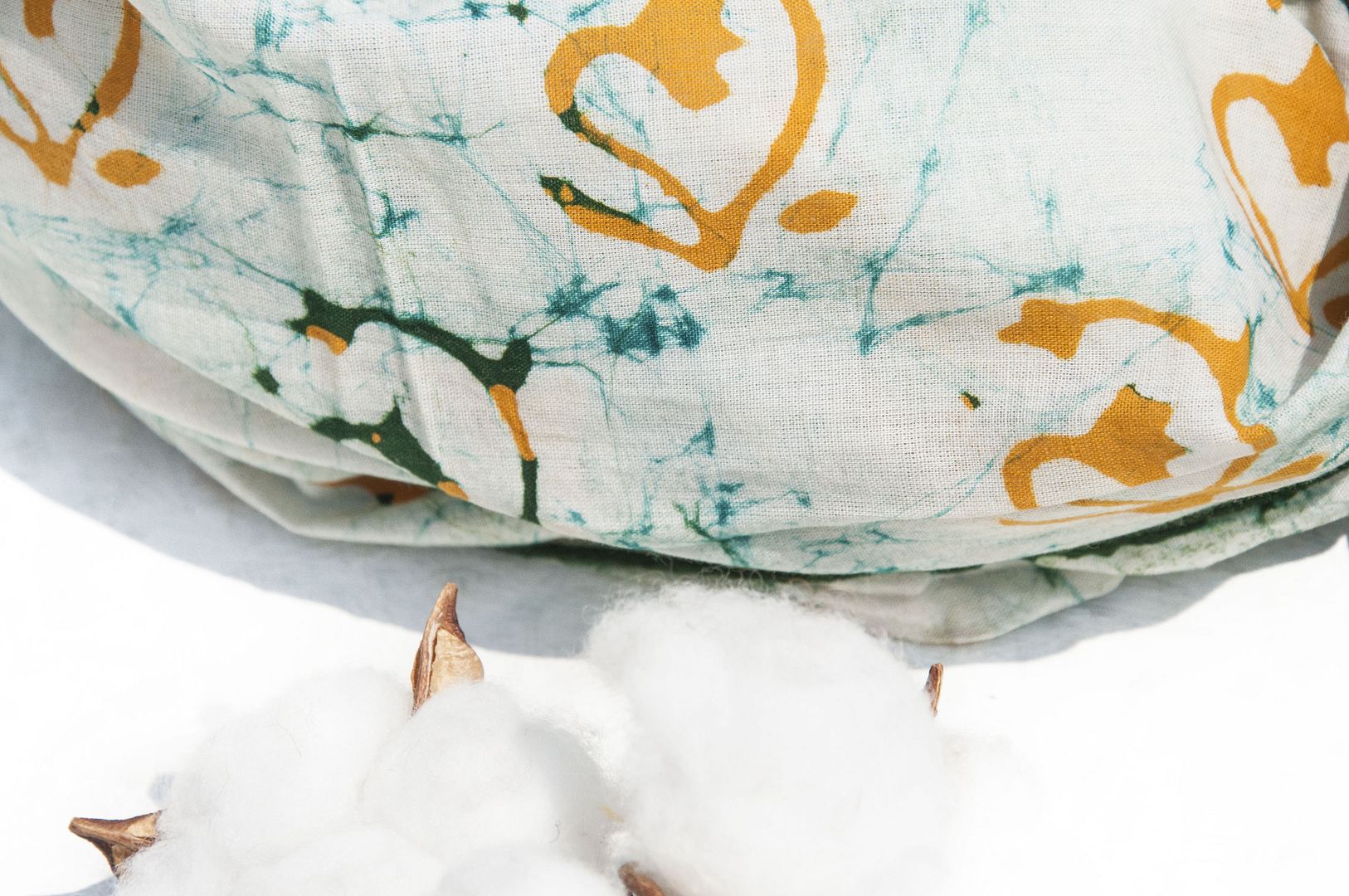 Plant dyed silk scarf/batik tie-dye silk scarf/vegetable dyed scarf/hand tie dyed pure cotton silk scarf-green flowers - Knit Scarves & Wraps - Cotton & Hemp Green