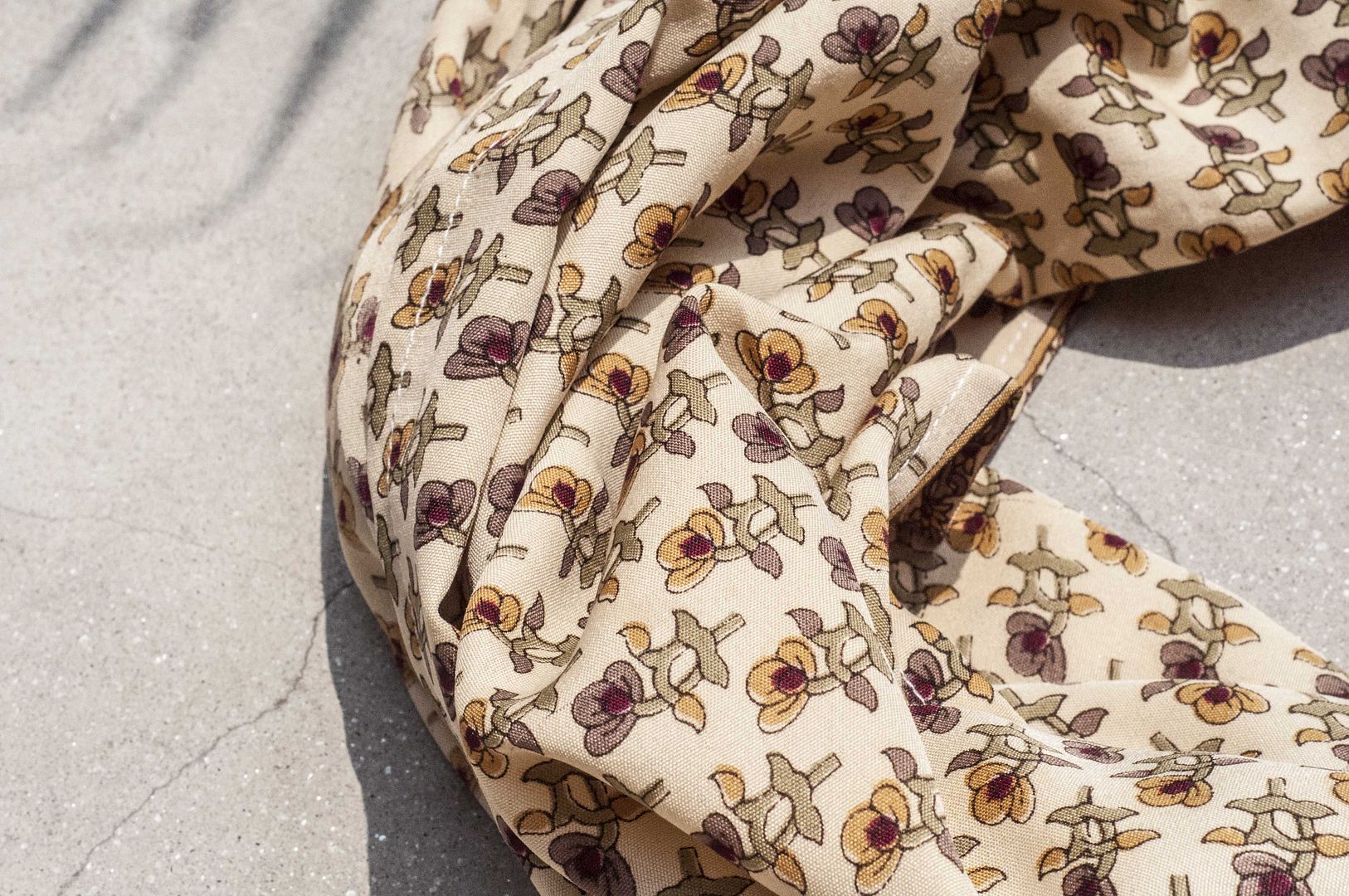 Mother's Day gift Chinese Valentine's Day gift limited handmade silk scarves / veil plant vine scarf / slippery silk scarves / French romantic silk scarf / double collar bib-natural forest ethnic style fresh pattern natural romantic garden - Scarves - Silk Khaki