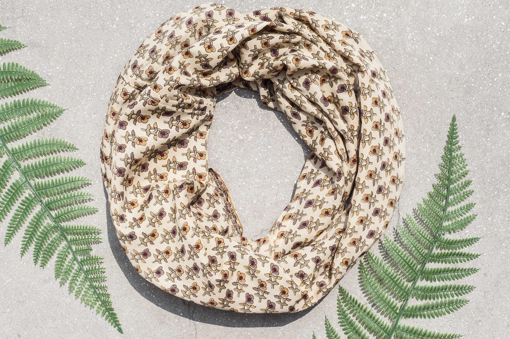 Mother's Day gift Chinese Valentine's Day gift limited handmade silk scarves / veil plant vine scarf / slippery silk scarves / French romantic silk scarf / double collar bib-natural forest ethnic style fresh pattern natural romantic garden - Scarves - Silk Khaki