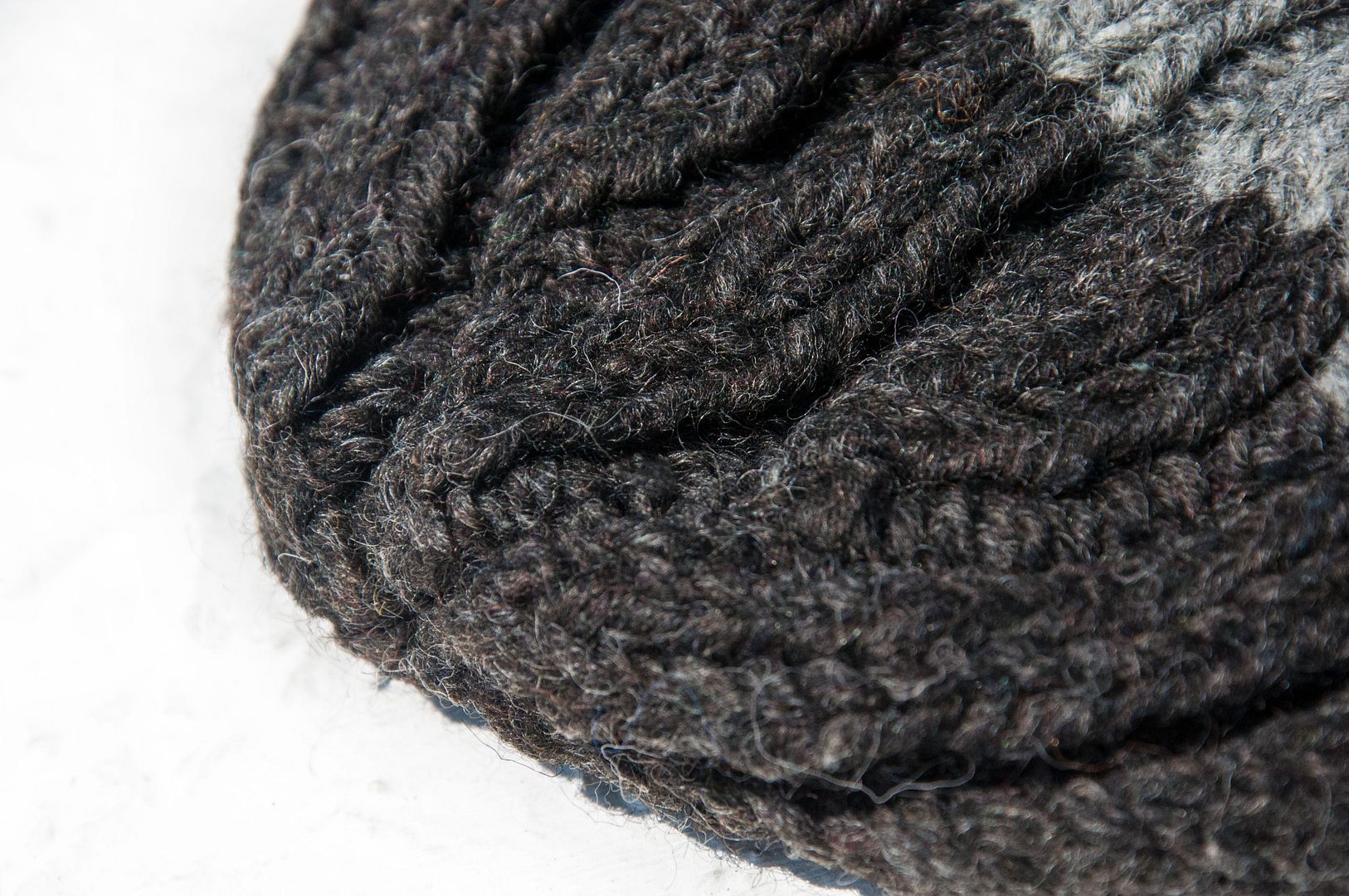 Hand-knitted pure wool hat/knitted hat/knitted woolen hat/inner bristles hand-knitted woolen hat/wool hat-stripes - Hats & Caps - Wool Gray